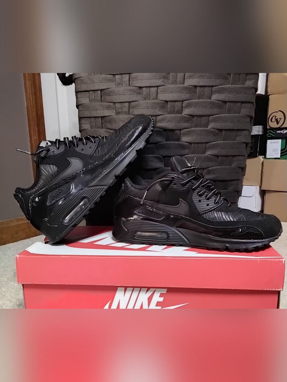 Nike Air Max 90, Black, Size 8 Women/6.5 Youth - Picture 2 of 14